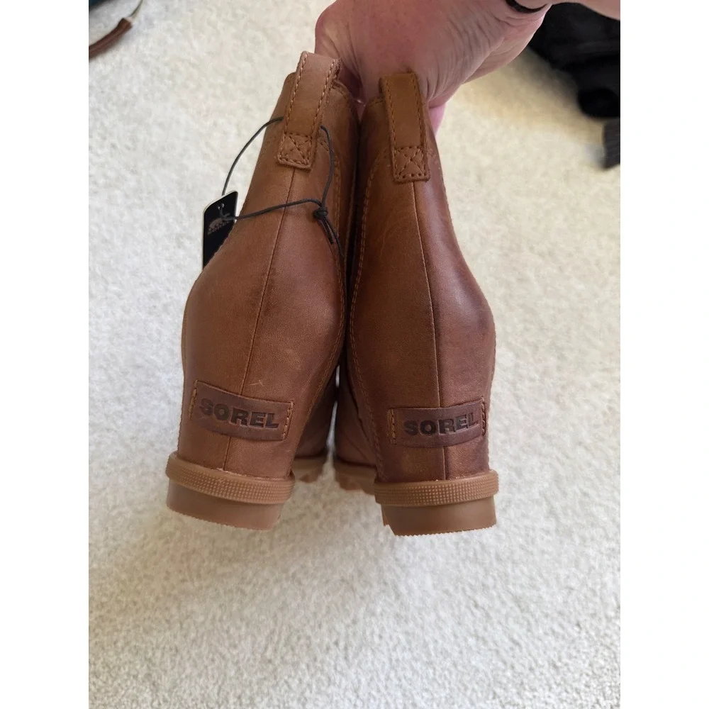 SOREL Joan Rhapsody Chelsea Wedge Boots Velvet Tan‎ Waterproof Leather Womens 9